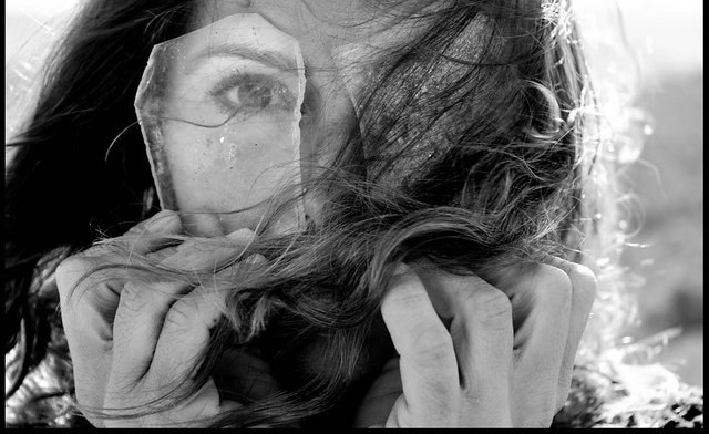 Biografías de mujeres fotógrafas, por Heidi Zahn